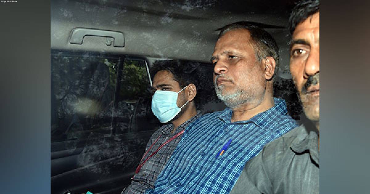 SC extends interim bail to Satyendra Jain on medical grounds till September 1